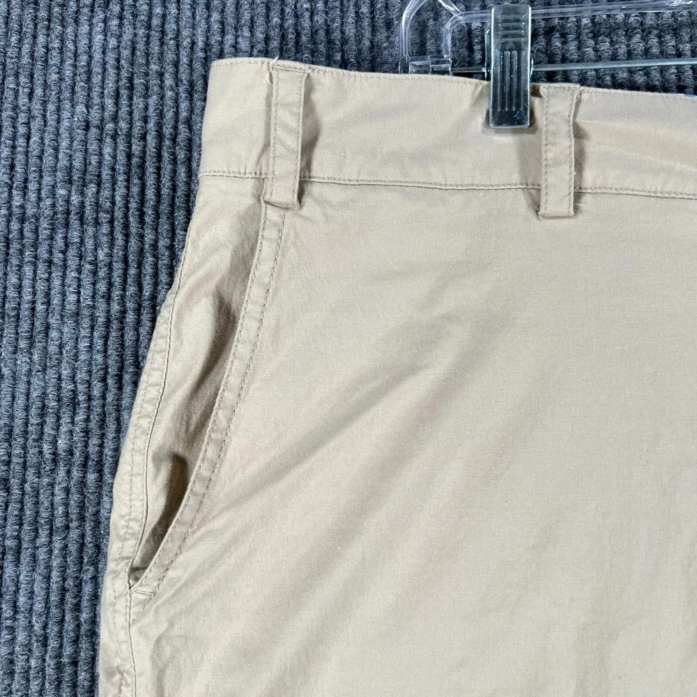 Tasc Performance Shorts Mens Size 42 Beige Chino Bamboo Blend‎ Casual Golf
